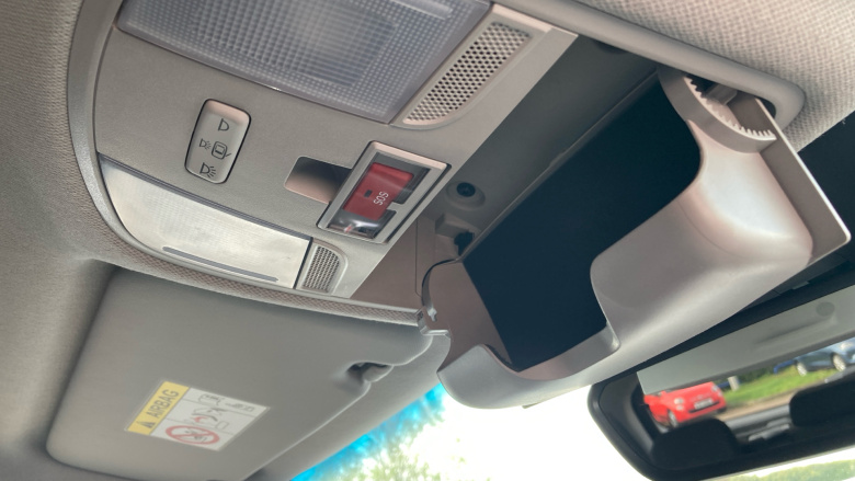 Hyundai KONA 100kW Premium 39kWh 5dr Auto Electric Hatchback